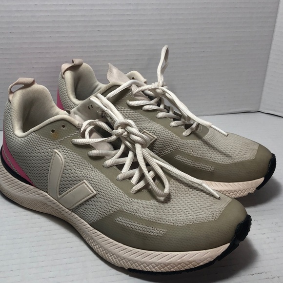 Veja Shoes - Veja Impala Mesh Sneakers Women’s size 9